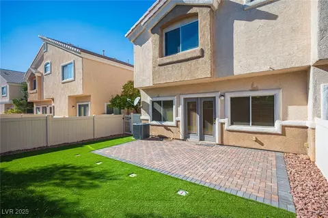 6720 Lavender Lilly Ln #2, North Las Vegas, NV 89084