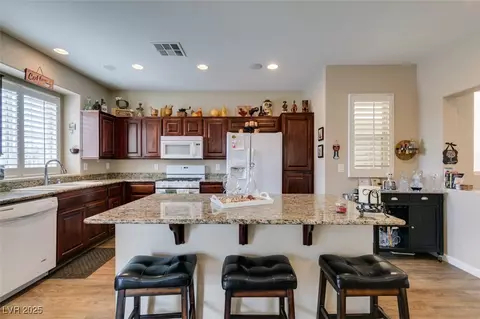 10714 Holmfield St, Henderson, NV 89052