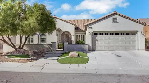 2255 Bannerwood St, Henderson, NV 89044