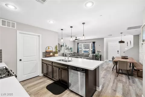 2115 Via Firenze, Henderson, NV 89044 photo 5