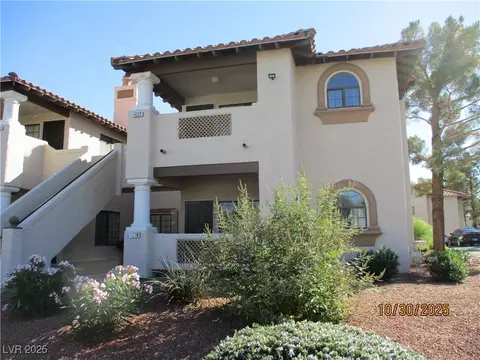 1403 Santa Margarita St #B, Las Vegas, NV 89146