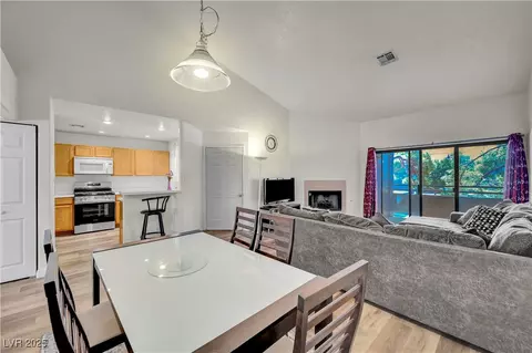 5022 S Rainbow Blvd #203, Las Vegas, NV 89118