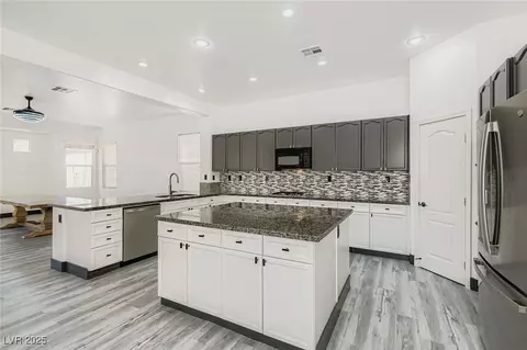 9337 Gold Lake Ave, Las Vegas, NV 89149