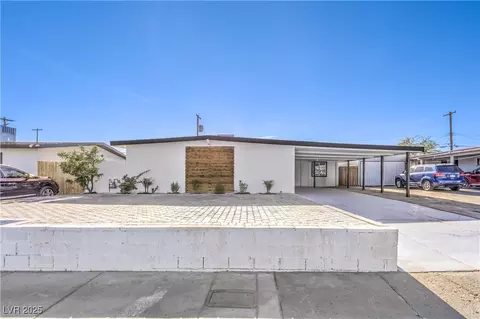 4949 E Harmon Ave, Las Vegas, NV 89121