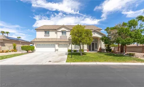 6204 Muirlands Ct, Las Vegas, NV 89130
