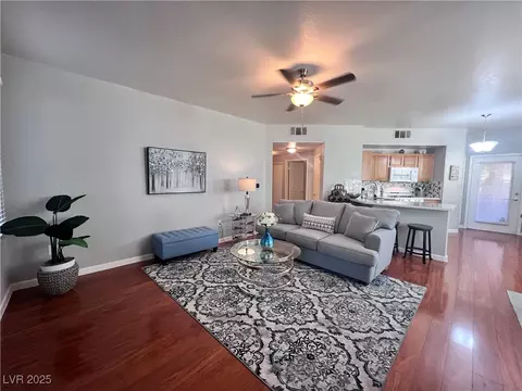 9975 Peace Way #1017, Las Vegas, NV 89147