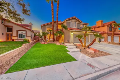 8240 Campana Dr, Las Vegas, NV 89147