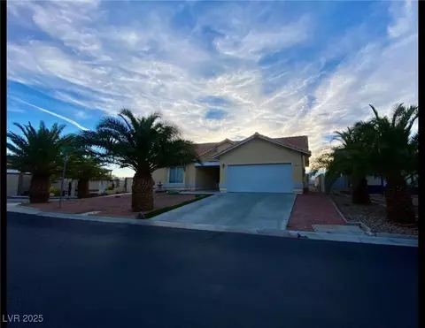 1911 Balzac Dr, Las Vegas, NV 89156