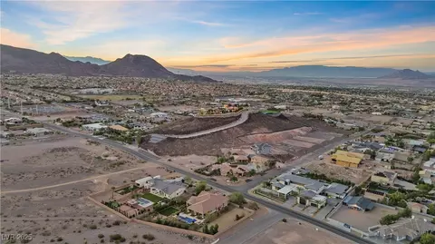 View/Area - 421 Foxhall Rd, Henderson, NV 89002 photo 5 of 5
