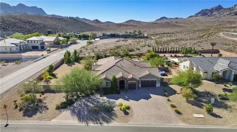 View/Area - 421 Foxhall Rd, Henderson, NV 89002 photo 2 of 5