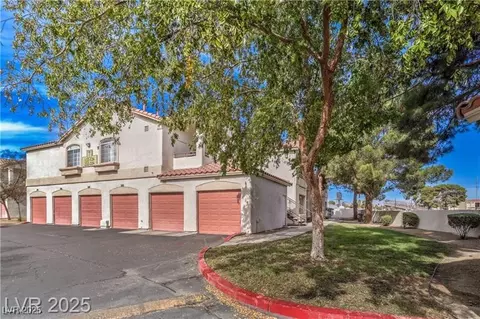 1300 S Arlington St #225, Las Vegas, NV 89104