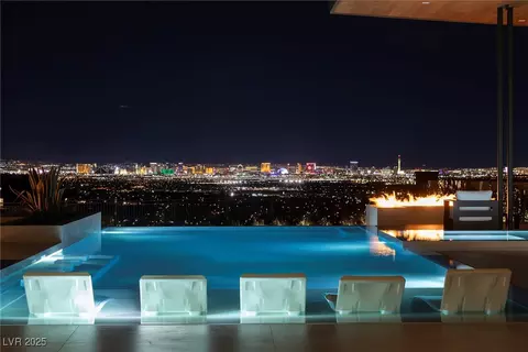 19 Boulderback Dr, Henderson, NV 89012