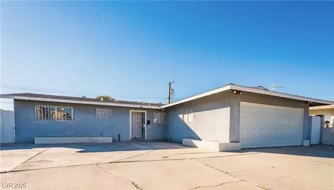 216 Shadow Ln, Las Vegas, NV 89106