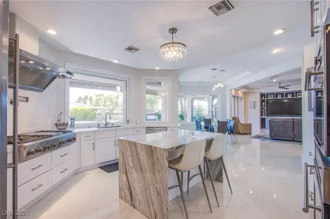 1890 Pago Ct, Las Vegas, NV 89117