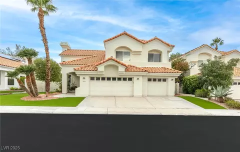 8132 Bay Harbor Dr, Las Vegas, NV 89128