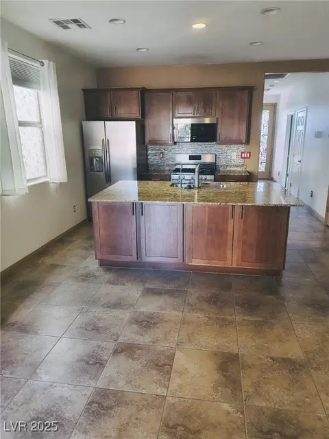 2750 Beacon Rock Dr, Laughlin, NV 89029 photo 1