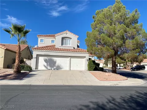 1401 Goldenspur Ln, Las Vegas, NV 89117