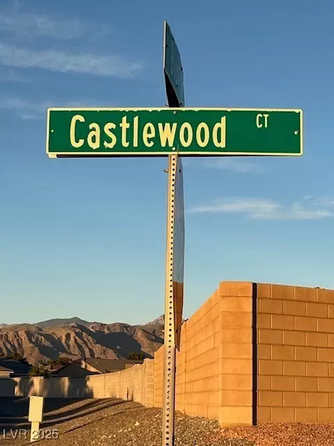 4760 Castlewood Ct, Pahrump, NV 89061