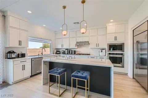 6682 Zorya Rise Ave, Las Vegas, NV 89139