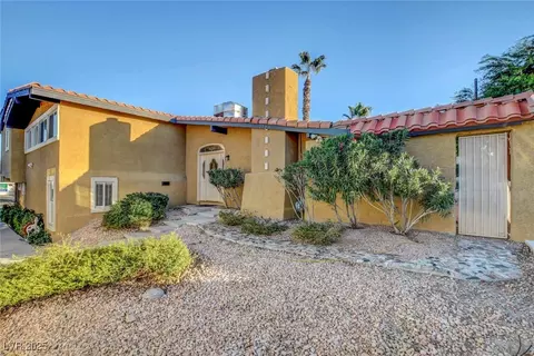 1729 E Desert Inn Rd, Las Vegas, NV 89169