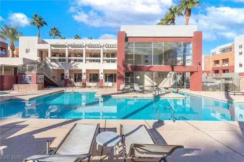 35 E Agate Ave #208, Las Vegas, NV 89123