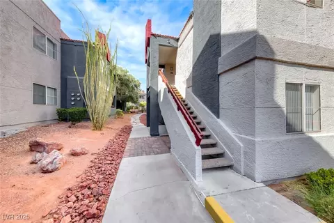 8600 W Charleston Blvd #2043, Las Vegas, NV 89117