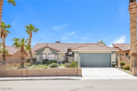 627 Stonehurst Dr, North Las Vegas, NV 89031
