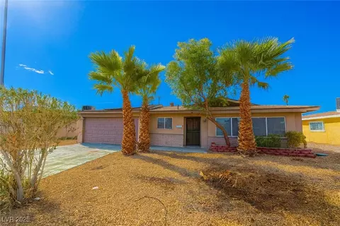1901 Manhattan Dr, Las Vegas, NV 89106