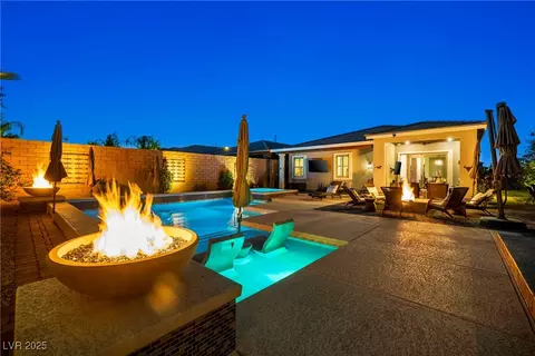 10631 Silver Pond Ave, Las Vegas, NV 89135