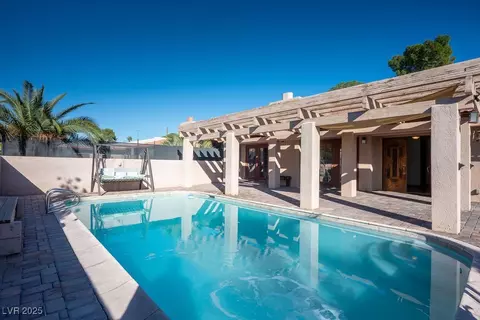 3482 Villa Hermosa Dr, Las Vegas, NV 89121