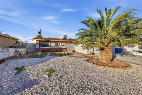 5808 Marka Dr, Las Vegas, NV 89108
