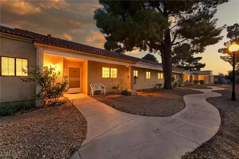 2851 S Valley View Blvd #1039, Las Vegas, NV 89102
