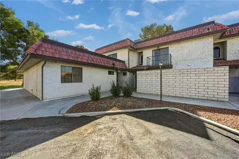 701 Bourbon St #G4, Pahrump, NV 89048