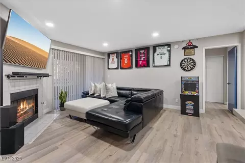 2200 S Fort Apache Rd #2237, Las Vegas, NV 89117