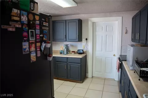 Entry Way - 936 Avenue G, Ely, NV 89301 photo 1 of 2