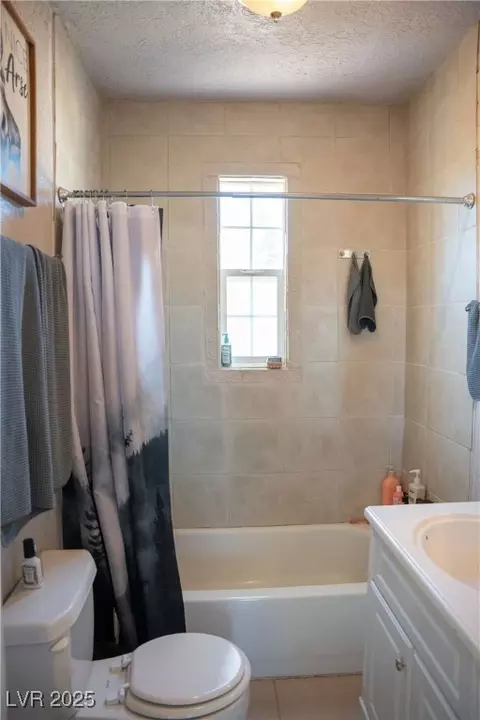 Bath - 936 Avenue G, Ely, NV 89301 photo 1 of 1