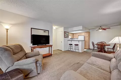 1455 E Katie Ave #S24, Las Vegas, NV 89119