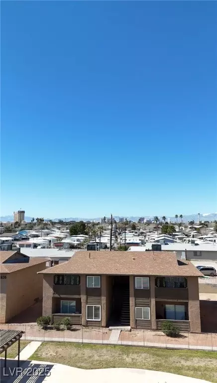 2829 Wheelwright Dr, Las Vegas, NV 89121