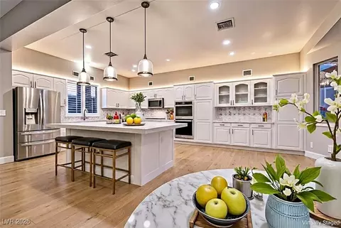 10413 Burensburg Ave, Las Vegas, NV 89135