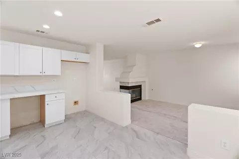 Living - 2162 Camel Mesa Dr, Laughlin, NV 89029 photo 3 of 14