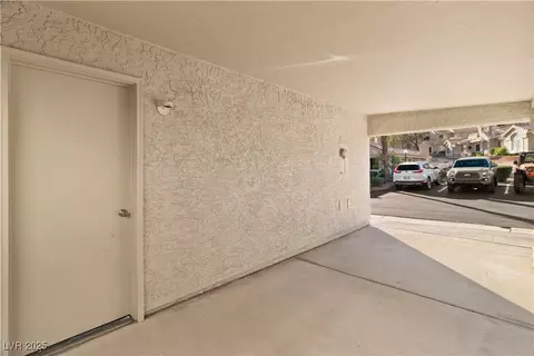 Exterior - 2162 Camel Mesa Dr, Laughlin, NV 89029 photo 11 of 32