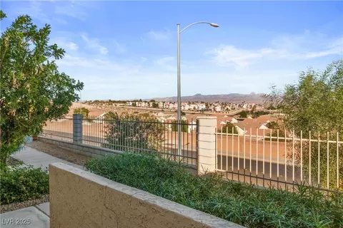 Exterior - 2162 Camel Mesa Dr, Laughlin, NV 89029 photo 7 of 32