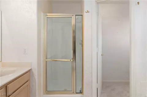 Bath - 2162 Camel Mesa Dr, Laughlin, NV 89029 photo 3 of 8