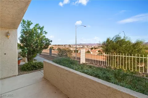 Exterior - 2162 Camel Mesa Dr, Laughlin, NV 89029 photo 6 of 32