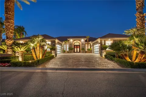 8032 Springbuck Ct, Las Vegas, NV 89129