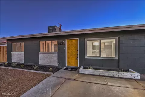 143 Ivy St, Henderson, NV 89015