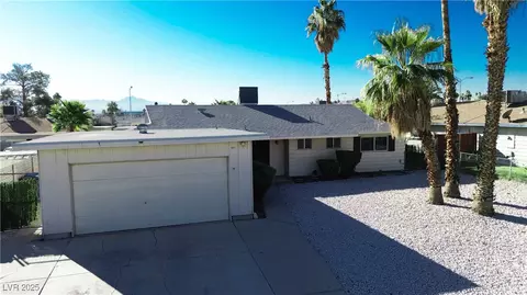 5271 Ithaca Ave, Las Vegas, NV 89122