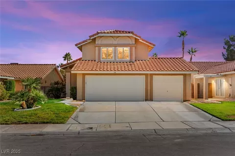 98 Quiet Desert Ln, Henderson, NV 89074