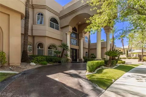 1008 Trophy Hills Dr, Las Vegas, NV 89134