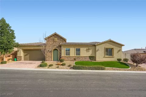 6332 Cascade Range St, Las Vegas, NV 89149